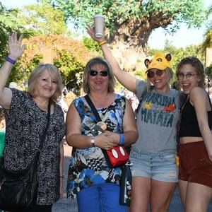 Meet your Posher, Caroline